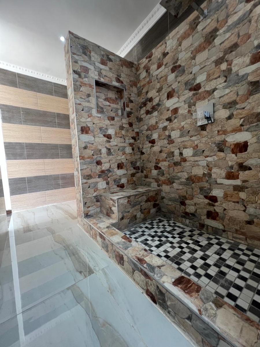 5 Bedroom Property for Sale in Royalston Residential Estate and Wildlife Reserve Eastern Cape